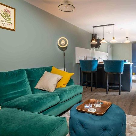Stylish Modern 1 Bedroom, City Centre Bath Kültér fotó
