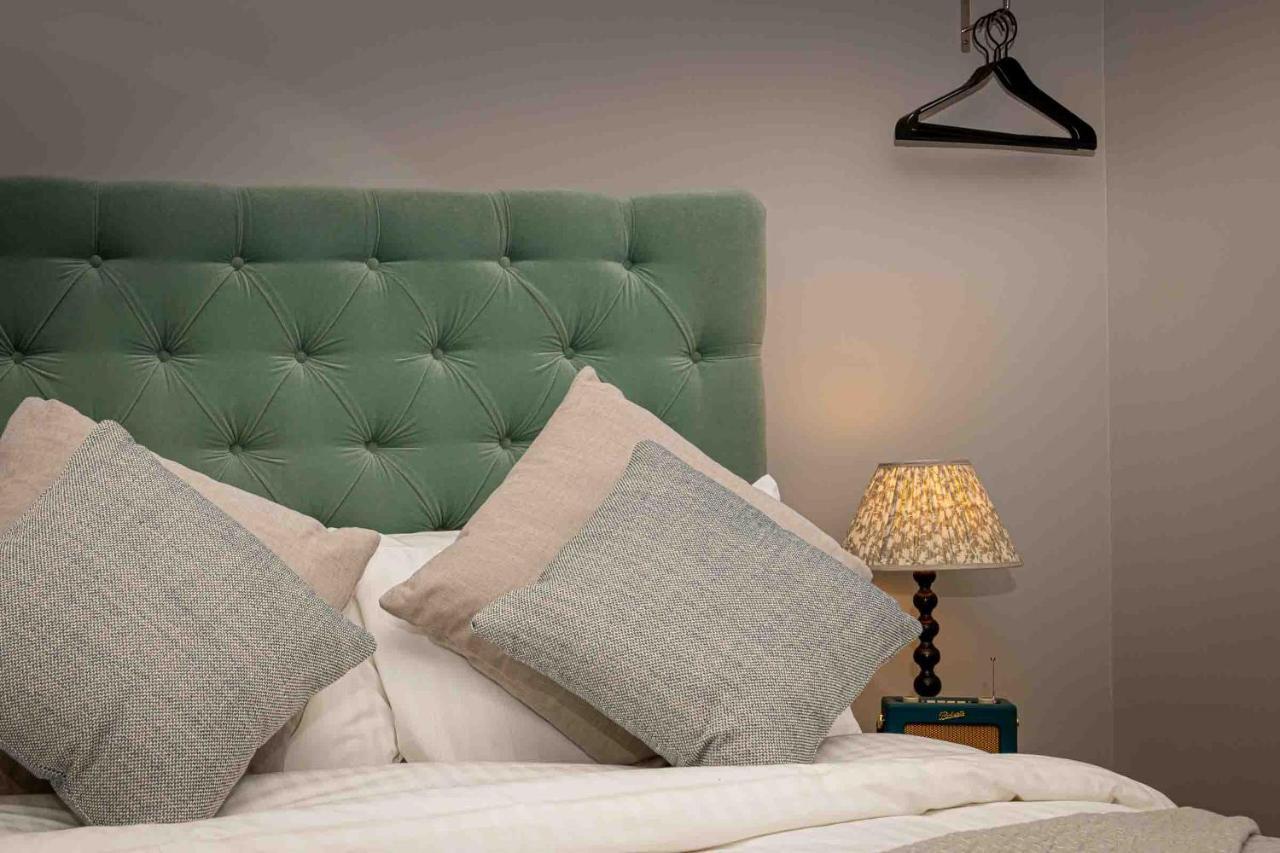 Stylish Modern 1 Bedroom, City Centre Bath Kültér fotó